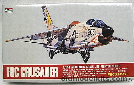 Arii 1/144 F8C Crusader (F-8), A393-100 plastic model kit